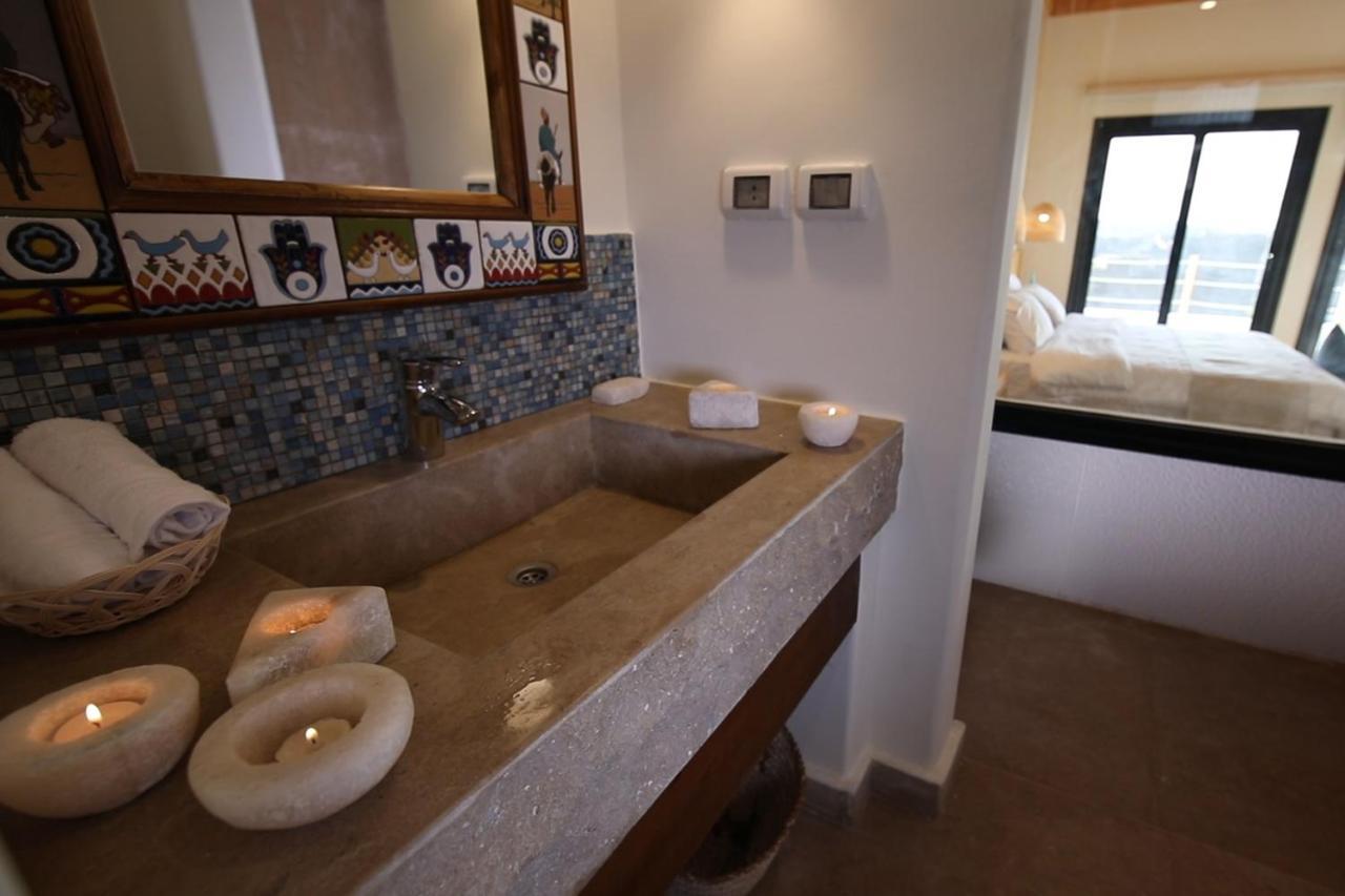 Benben By Dhara Hotels - Adults Only Асуан Екстериор снимка Bathroom at the Hotel